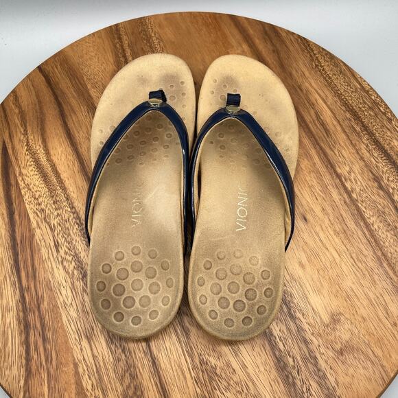 Vionic Mona Sandals Womens Size 9 Black Patent Leather Thong Flip Flops Casual - Picture 5 of 8